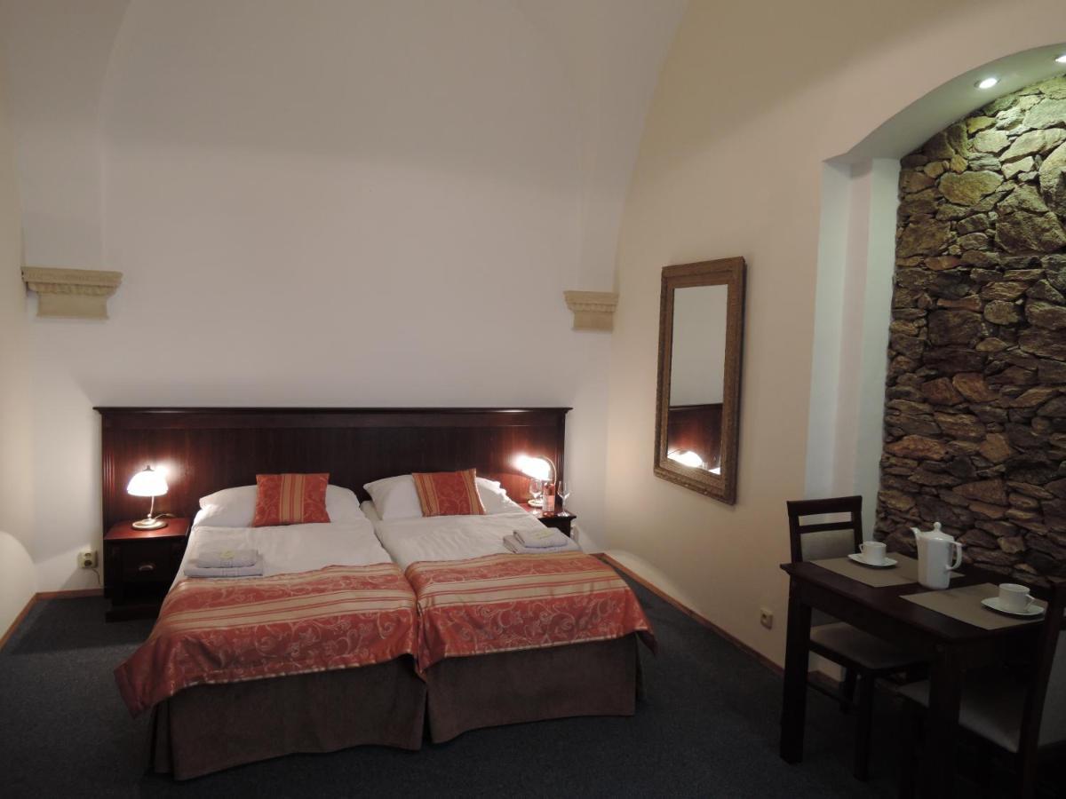 Penzion U Cisare Zikmunda Znojmo Room photo